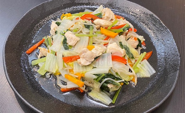 季節の野菜のナムル風蒸し