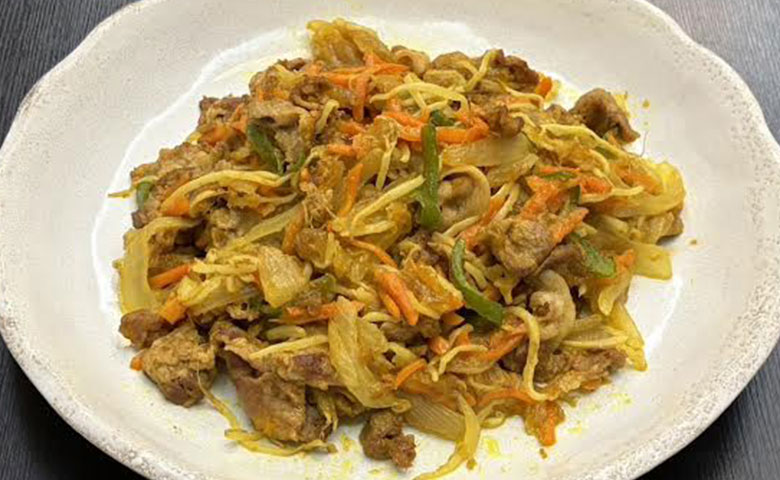 豚肉と野菜のカレー餡炒め