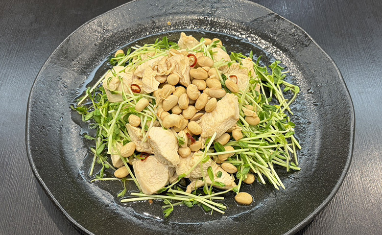 鶏もも肉と大豆の旨辛みそ煮